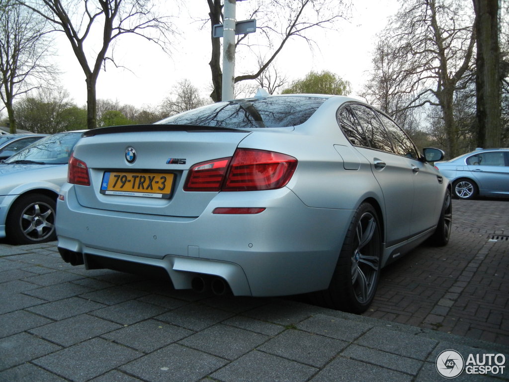 BMW M Performance Stickers Grey 20cm M5 530 535 E39 E60 F10 F11 G30 G31 G32